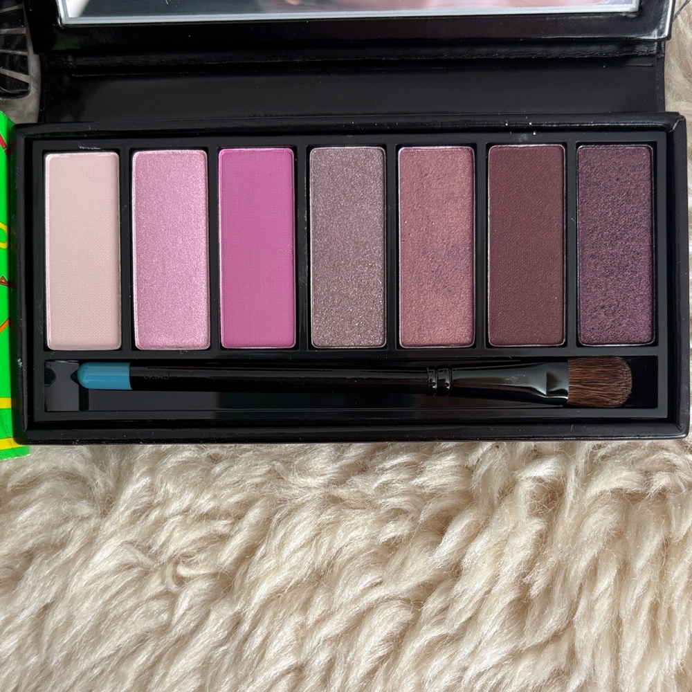 MAC Cosmetics Holidazzle 7 Pink Eyeshadow Palette RARE NEVER USED